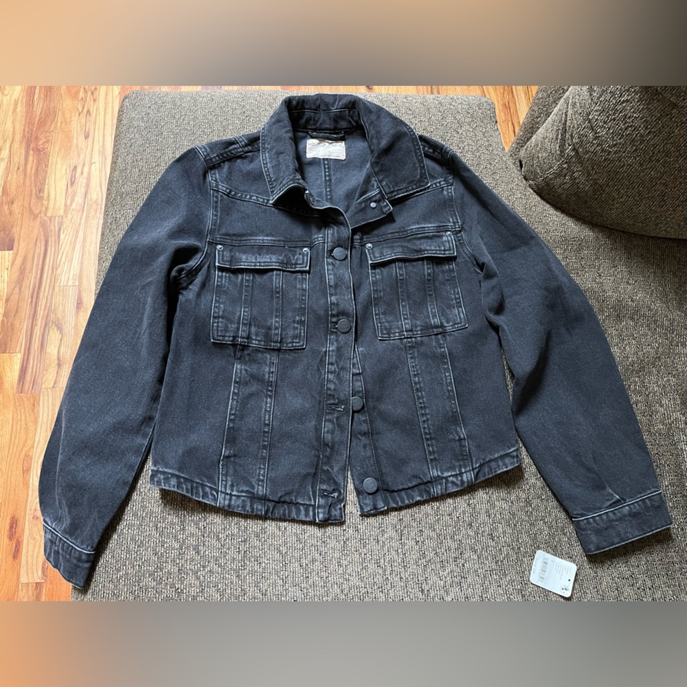 NWT We The Free Jade Cropped Denim Jacket cotton washed black size S